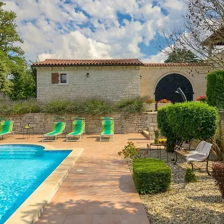 Catarina By Istrialux * Kringa