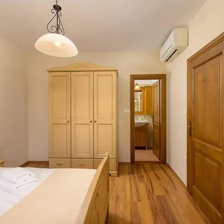 Catarina By Istrialux וילה