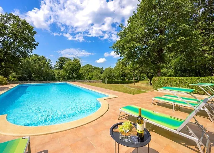 Catarina By Istrialux